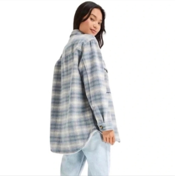 American Eagle Brushed Plaid Shacket Jacket - Picture 2 of 11